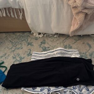 Lululemon black flair align leggings